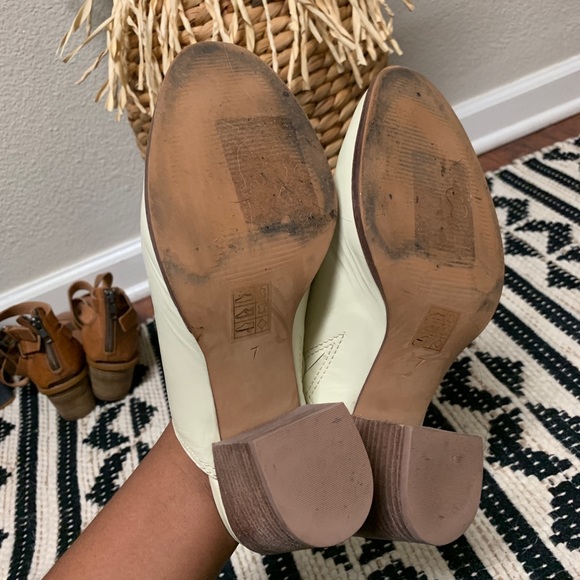 Madewell Harper Mules in Vintage Canvas - Picture 7 of 7